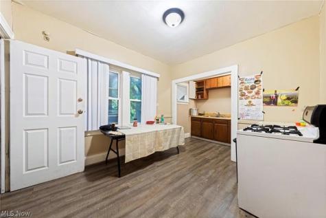11224 Parkview Avenue Cleveland OH 44104
