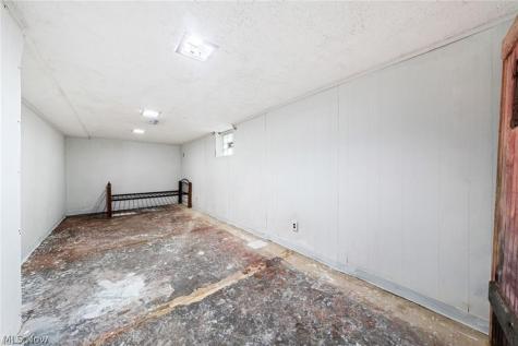 11224 Parkview Avenue Cleveland OH 44104