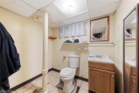 11224 Parkview Avenue Cleveland OH 44104