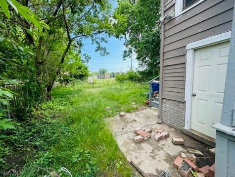 9005 Yale Avenue Cleveland OH 44108