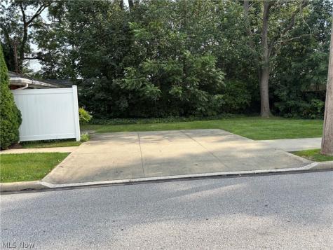 14-16 Moulton Avenue Cuyahoga Falls OH 44221