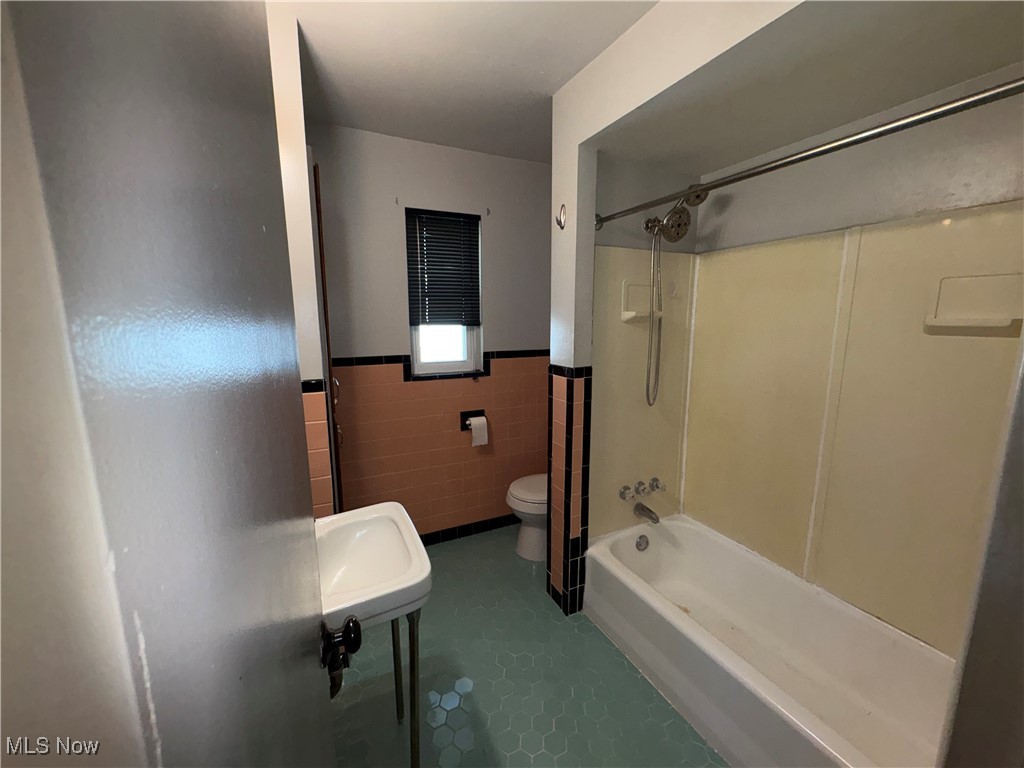 1510 2nd Street Cuyahoga Falls OH 44221