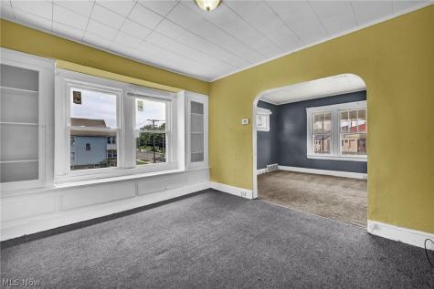 1011 East 140 Cleveland OH 44110