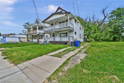1011 East 140 Cleveland OH 44110