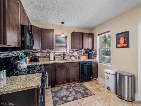 3254 West Boulevard Cleveland OH 44111