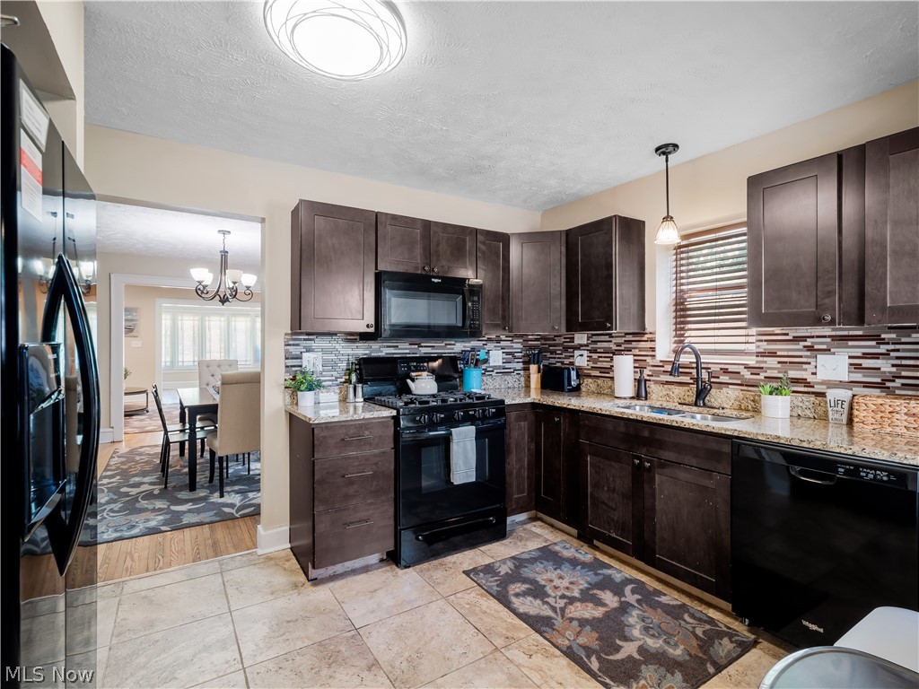 3254 West Boulevard Cleveland OH 44111