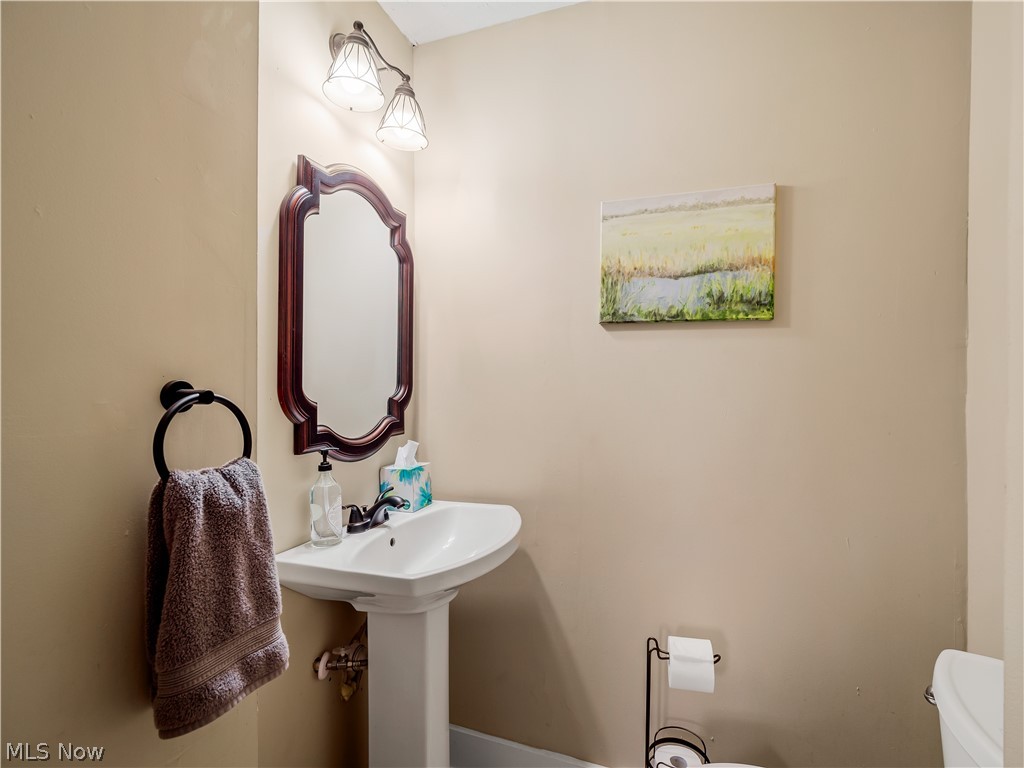 3254 West Boulevard Cleveland OH 44111