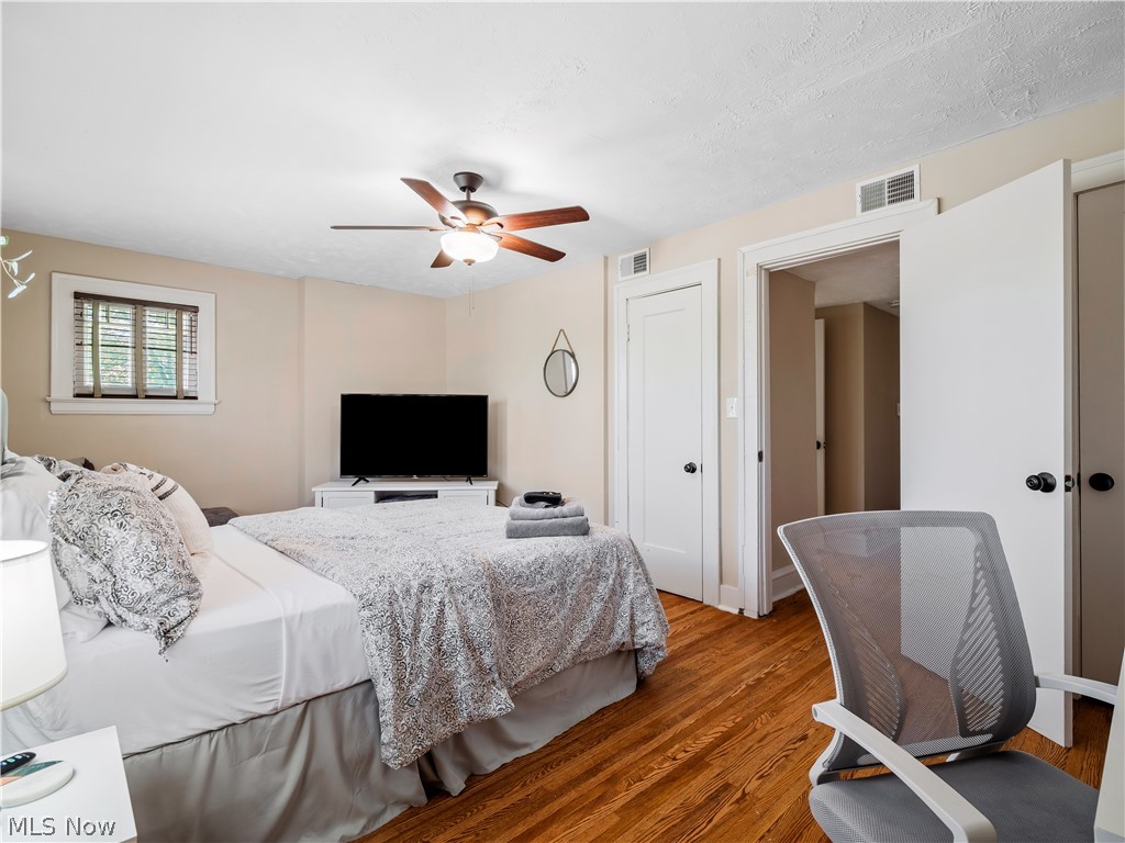 3254 West Boulevard Cleveland OH 44111