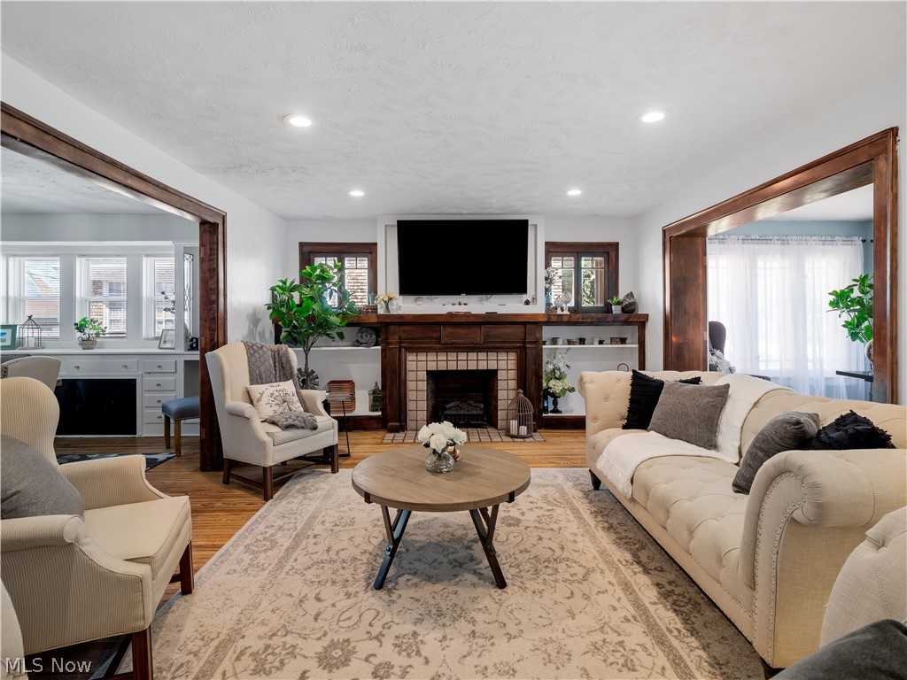 3254 West Boulevard Cleveland OH 44111