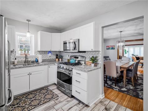 3254 West Boulevard Cleveland OH 44111
