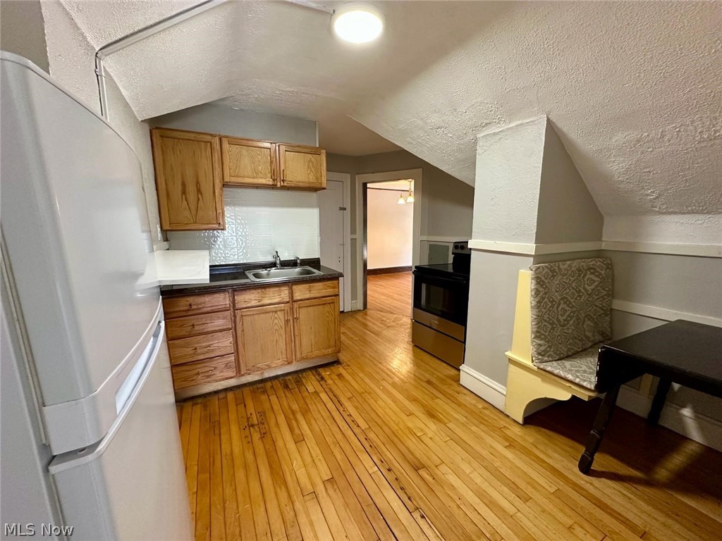 3254 West Boulevard Cleveland OH 44111