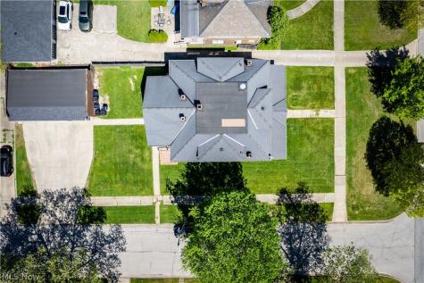 3254 West Boulevard Cleveland OH 44111