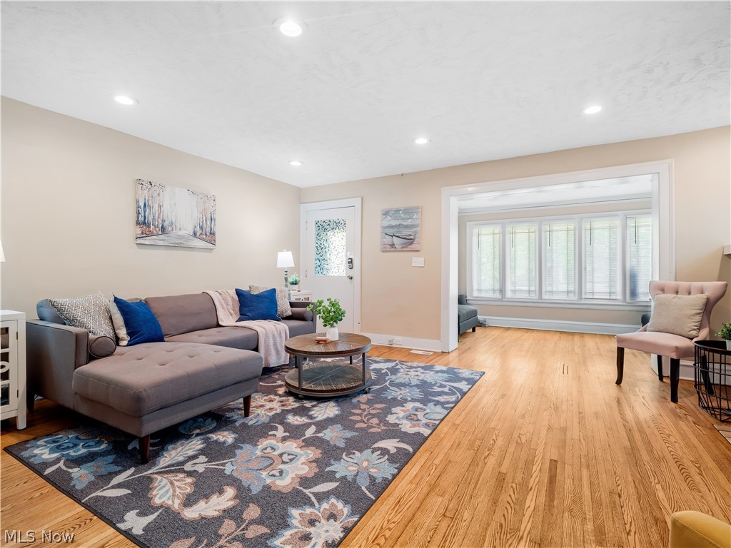 3254 West Boulevard Cleveland OH 44111