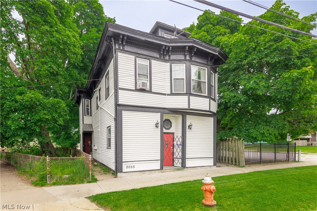 2055 W 65th Street Cleveland OH 44102