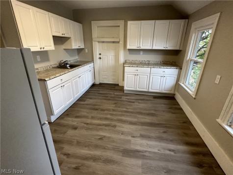 2055 W 65th Street Cleveland OH 44102