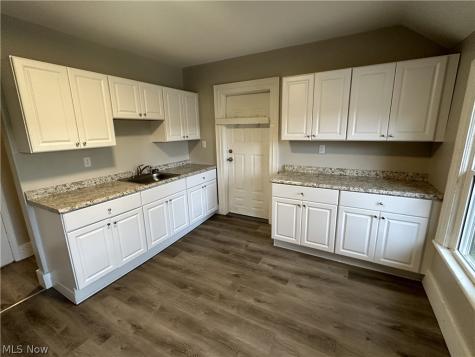 2055 W 65th Street Cleveland OH 44102