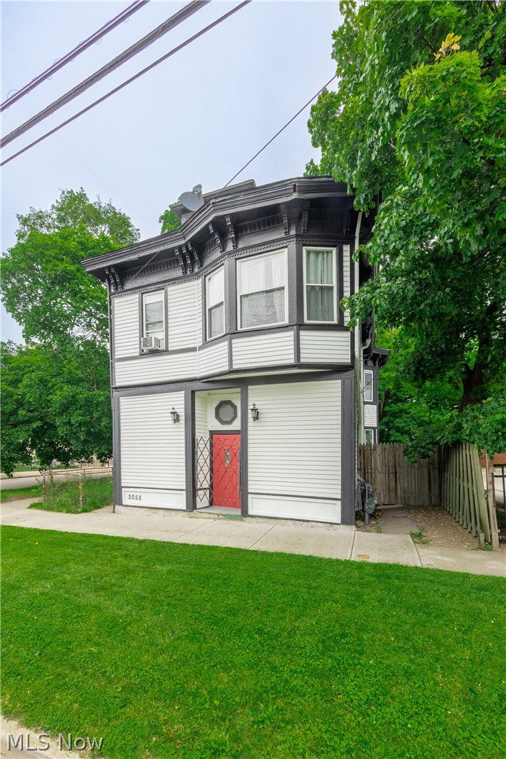 2055 W 65th Street Cleveland OH 44102
