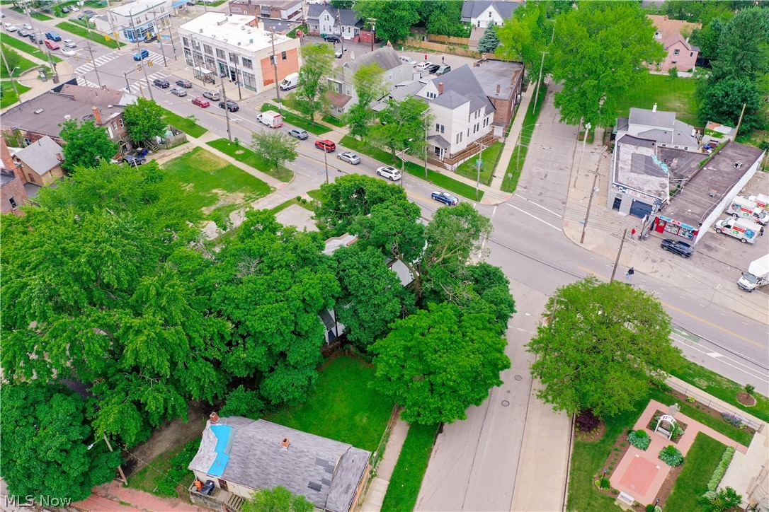 2055 W 65th Street Cleveland OH 44102