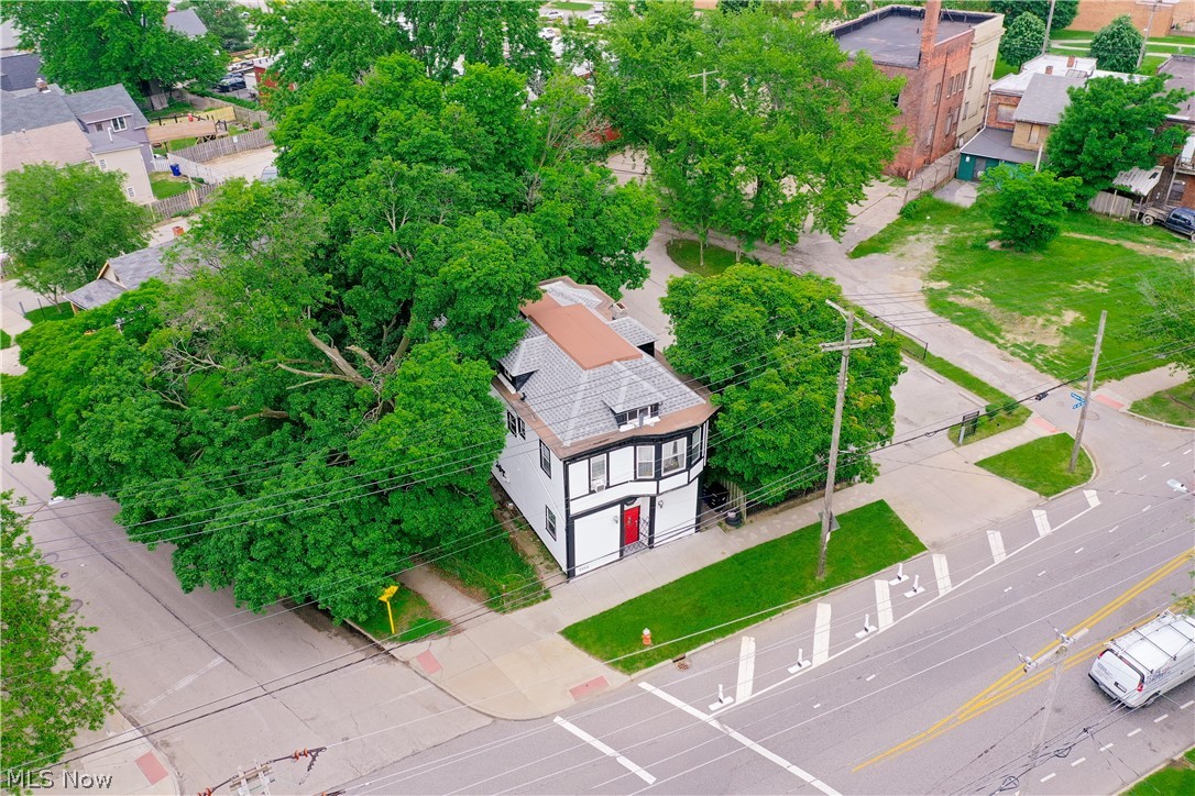 2055 W 65th Street Cleveland OH 44102