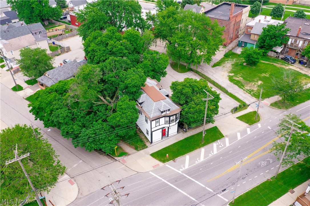 2055 W 65th Street Cleveland OH 44102