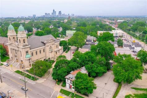 2055 W 65th Street Cleveland OH 44102