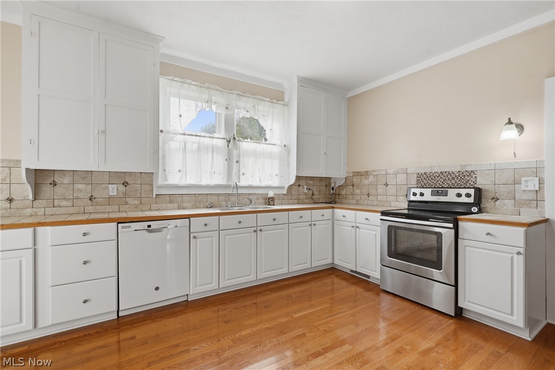 42 W 7th Street Dresden OH 43821