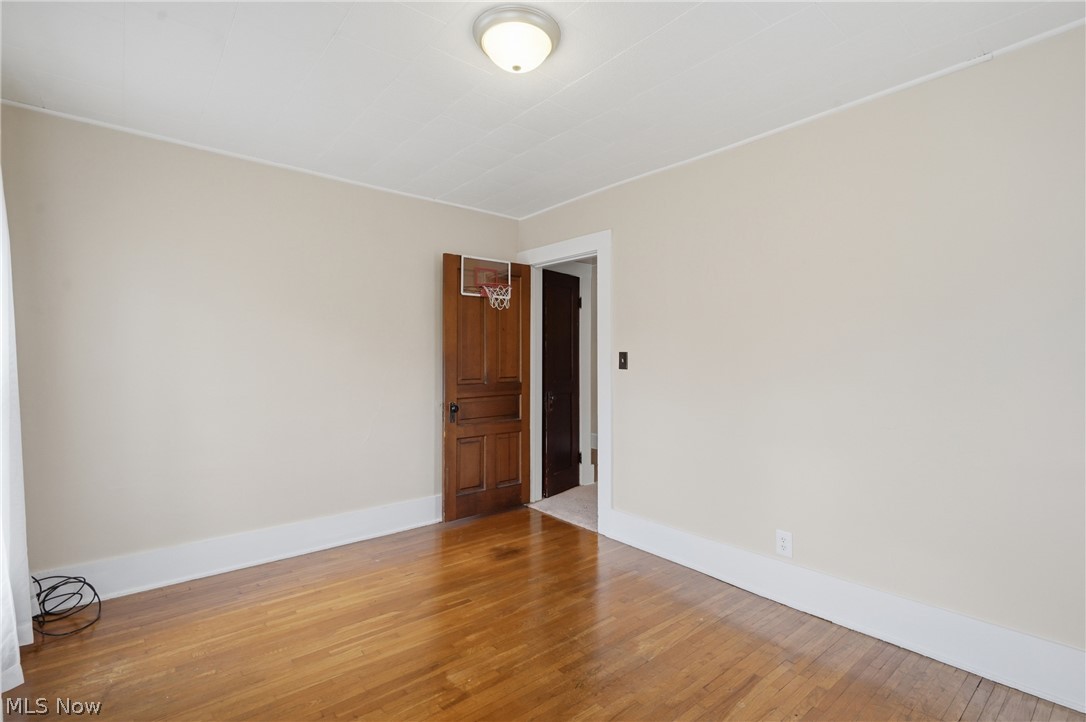 42 W 7th Street Dresden OH 43821