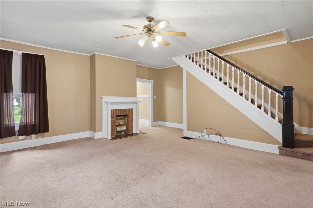 42 W 7th Street Dresden OH 43821