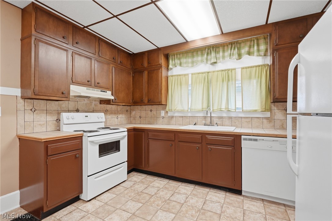 42 W 7th Street Dresden OH 43821