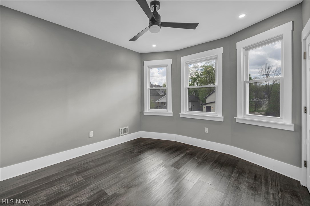 10905 Grandview Avenue Cleveland OH 44104