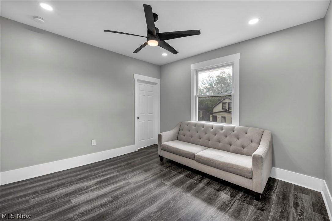 10905 Grandview Avenue Cleveland OH 44104