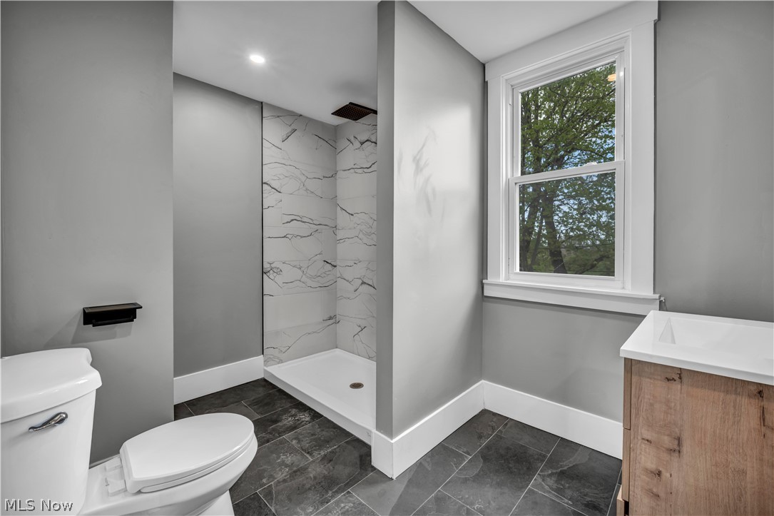 10905 Grandview Avenue Cleveland OH 44104