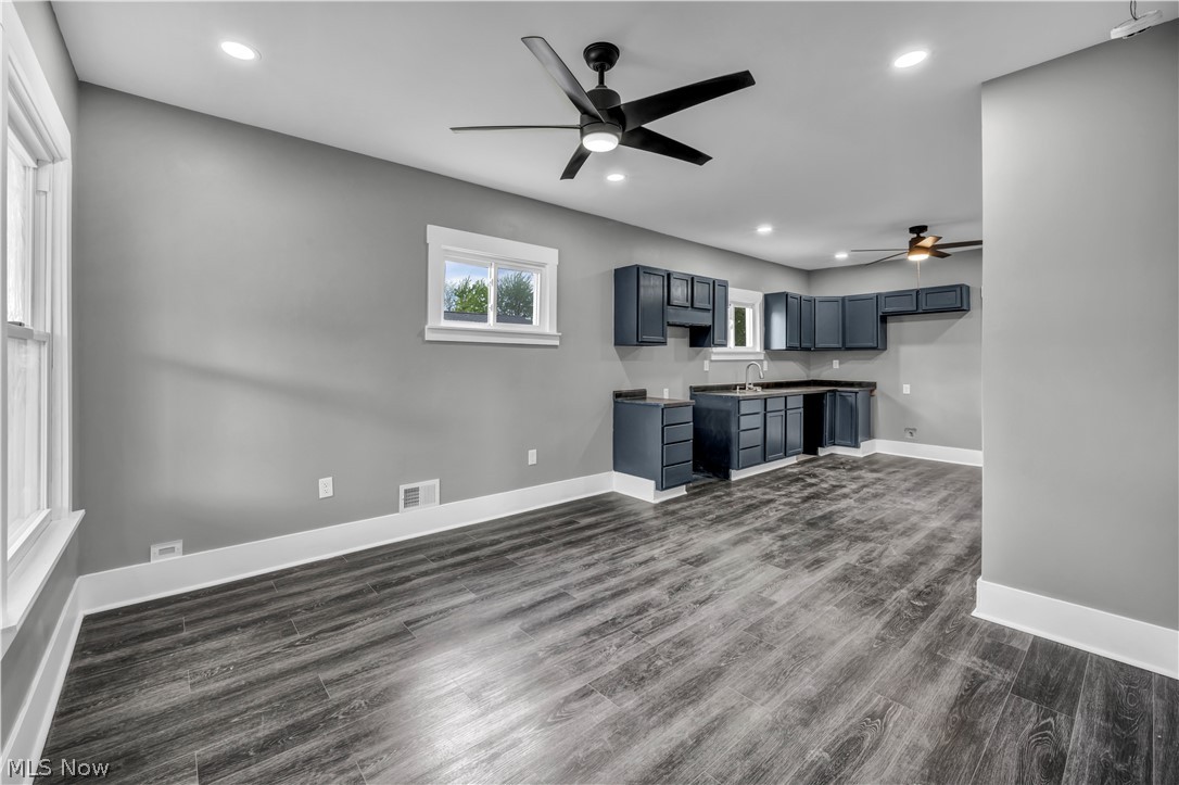 10905 Grandview Avenue Cleveland OH 44104