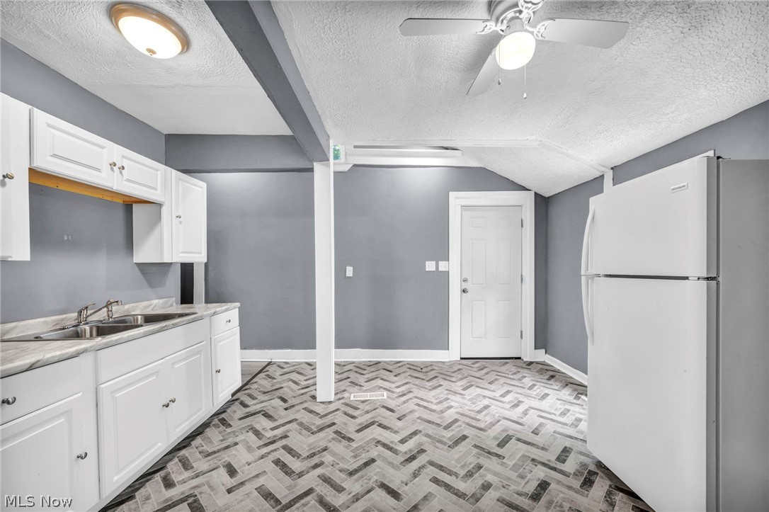 1004 East Avenue Elyria OH 44035