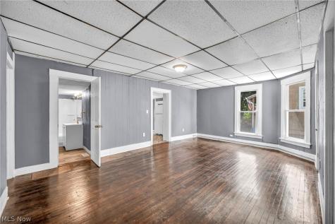 1004 East Avenue Elyria OH 44035