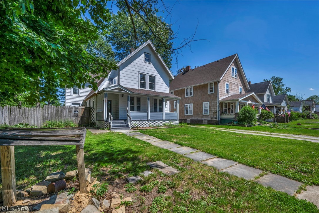1004 East Avenue Elyria OH 44035