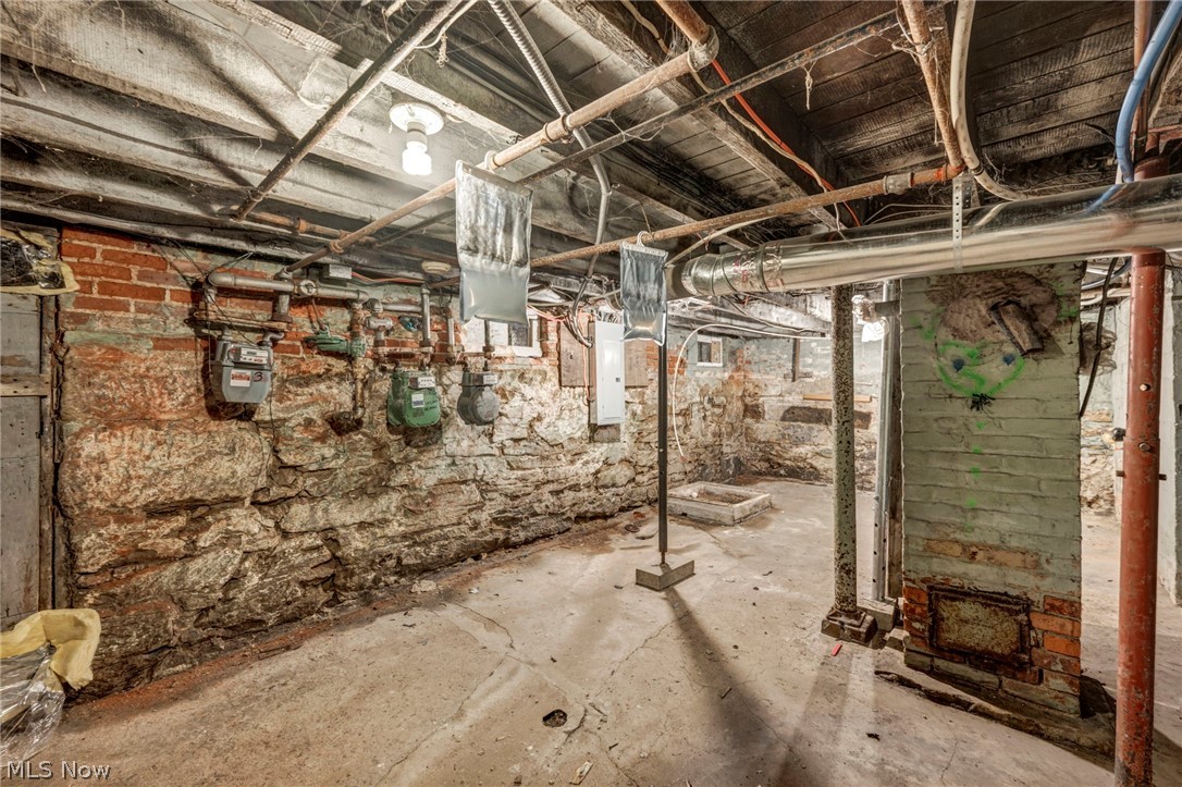 1004 East Avenue Elyria OH 44035