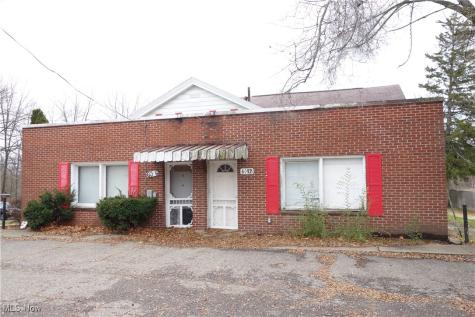 6090 Manchester Road New Franklin OH 44319