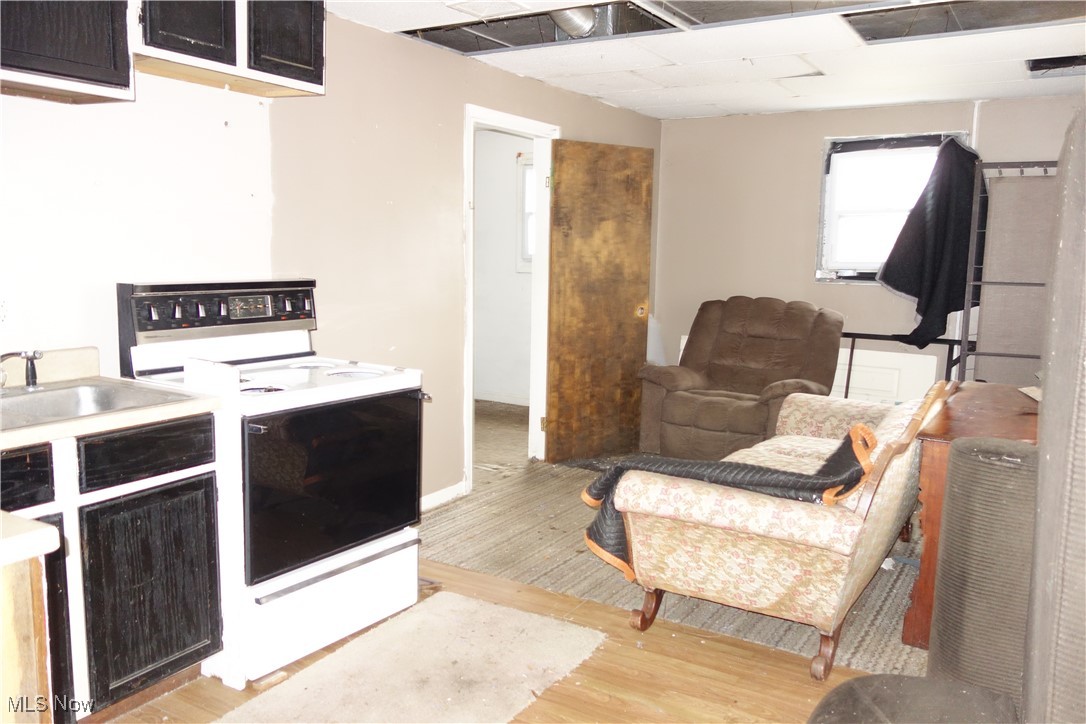6090 Manchester Road New Franklin OH 44319