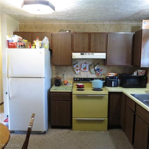 3102 Shaffer Road Atwater OH 44201