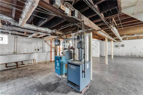 2234 West Boulevard Cleveland OH 44102
