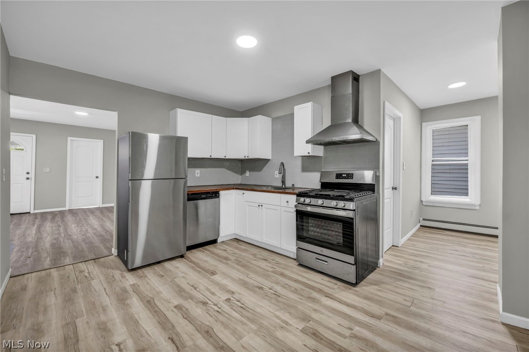 3010 Daisy Avenue Cleveland OH 44109