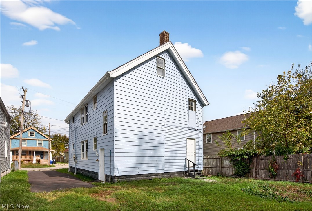 7211 Dearborn Avenue Cleveland OH 44104