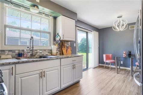 321 Meadowbrook Avenue Youngstown OH 44512
