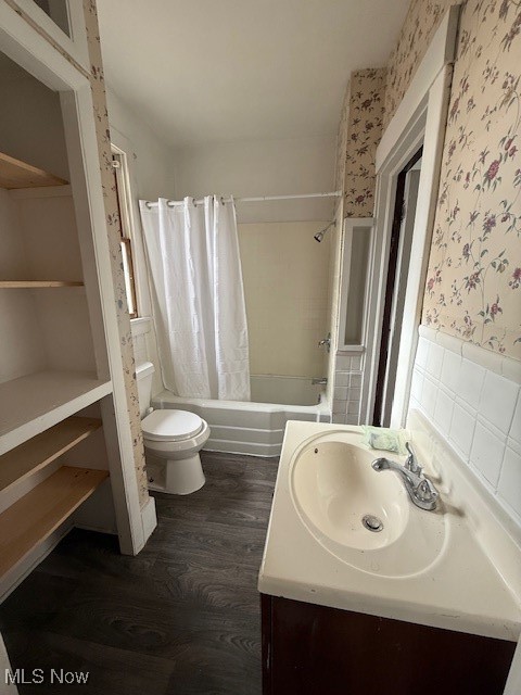 559 E Perry Street Salem OH 44460