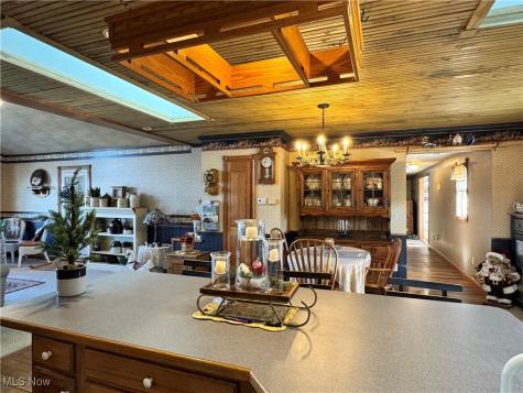 6041 Township Road 310 Millersburg OH 44654