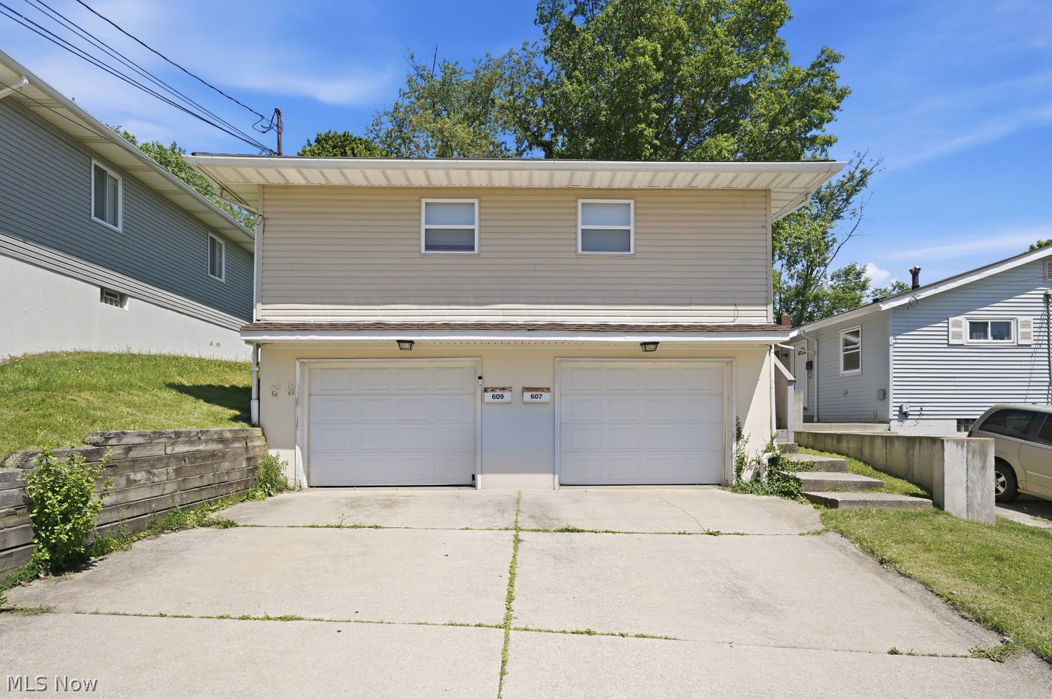 607 - 609 Fulmer Avenue Akron OH 44312