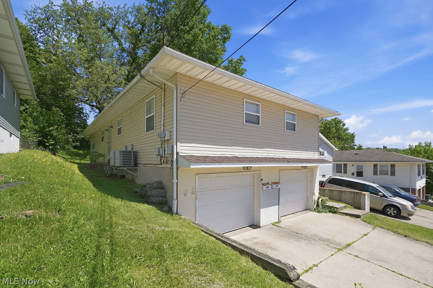 607 - 609 Fulmer Avenue Akron OH 44312