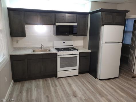 1978 E 126th Cleveland OH 44106