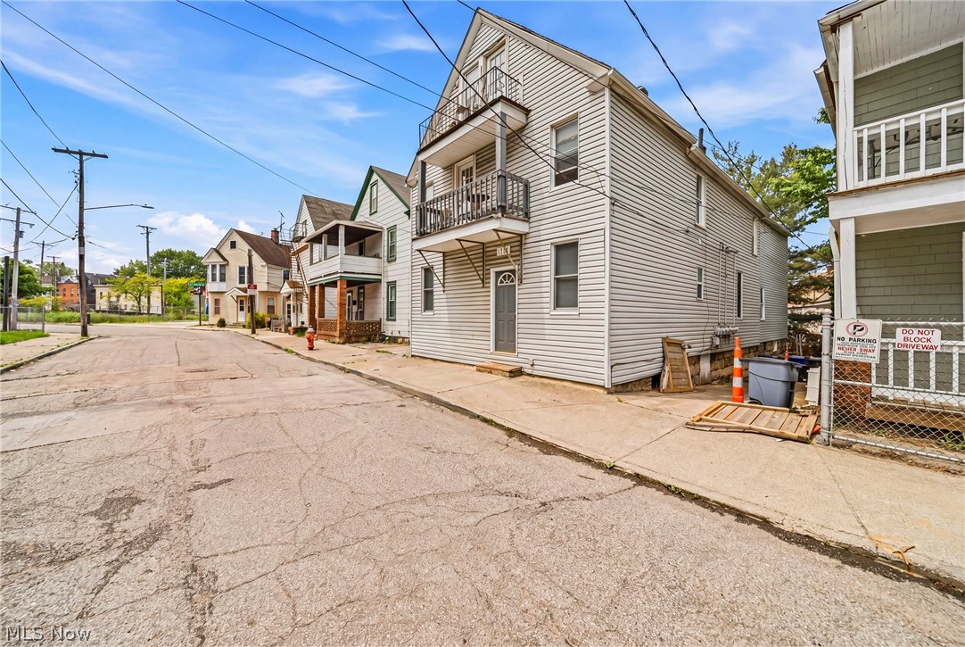 1978 E 126th Cleveland OH 44106